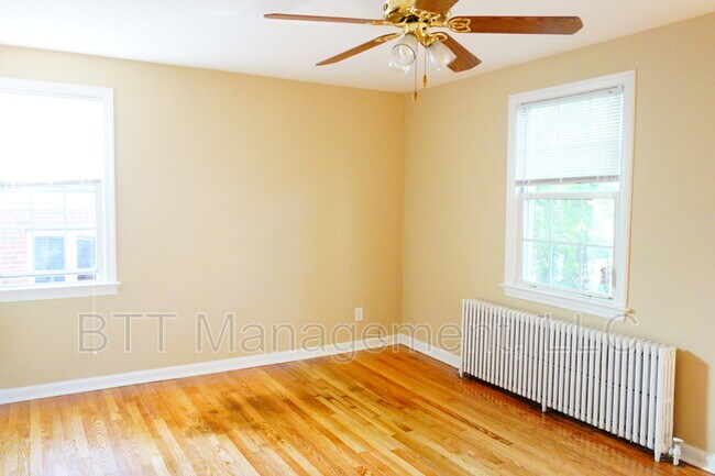 Foto del edificio - 8007 Garland Ave