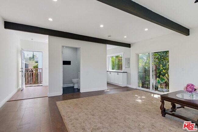 Building Photo - 1301 Angelus Ave