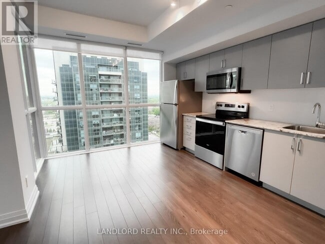 Building Photo - 10-1210 Meadowglen Pl