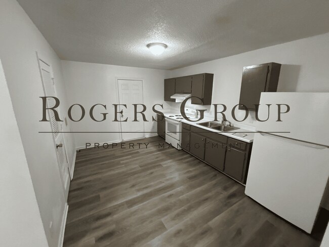 Foto del edificio - #450 - 109-111 Holly Ct Duplex
