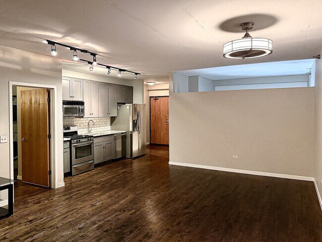 Foto del edificio - 1845 S Michigan Ave