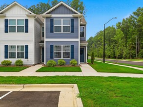 Building Photo - 8661 Brixton Shay Dr