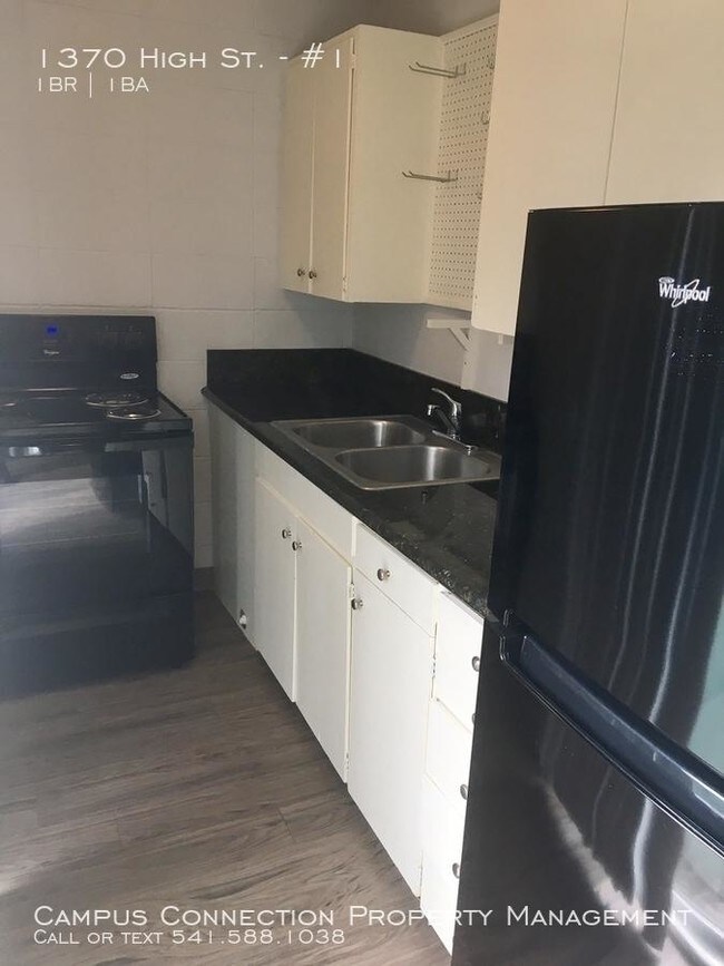 Building Photo - 1 bedroom in Eugene OR 97401