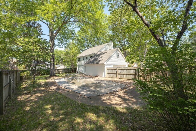 Building Photo - 1311 Poplar Estates Pkwy