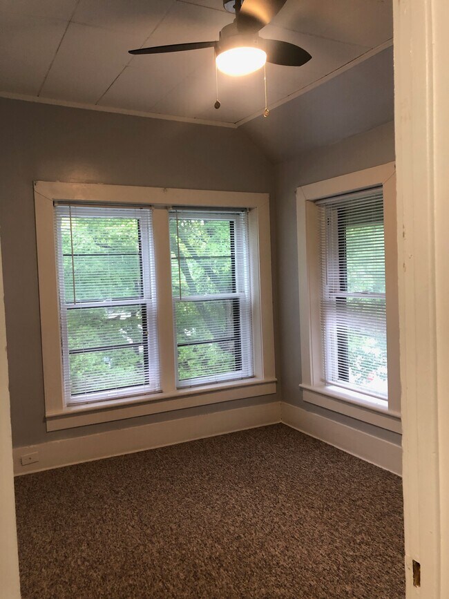 Redstone Heritage Hill Historic District Apartments 357 Madison Ave