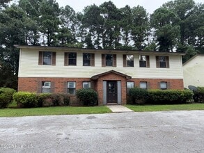 Building Photo - 2510 Commerce Rd