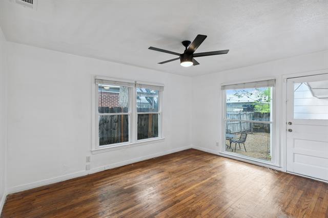Foto del edificio - 7702 Robin Rd
