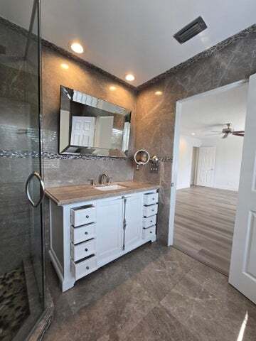 Building Photo - 1106 Staghorn St