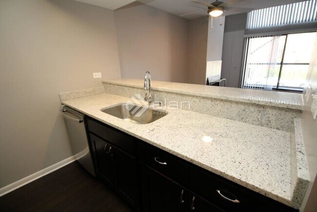 Foto del edificio - 1802 N Halsted St