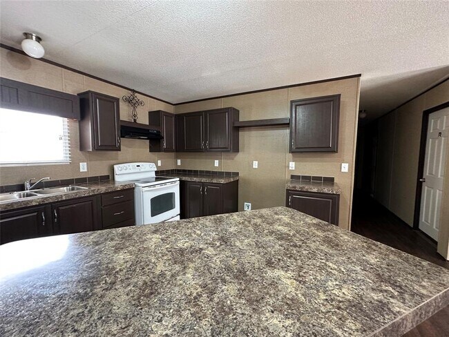 Building Photo - 1542 Trey Cir