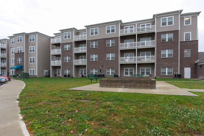 Building Photo - Preston Pointe Senior Apartments