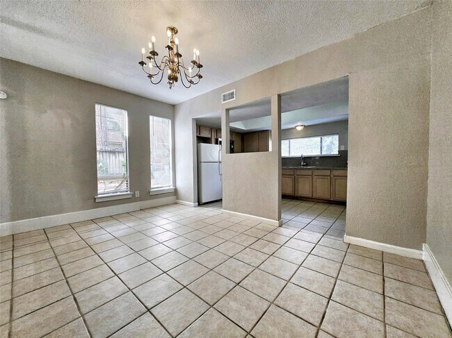 Building Photo - 4429 W Cypress Villas Dr