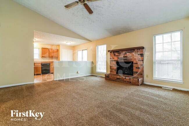 Foto del edificio - 3119 Cherry Lake Rd