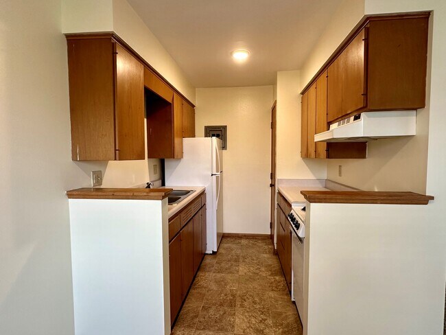 Foto del edificio - Furman 24th Street Apartments