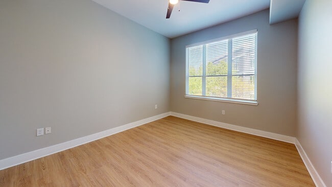 Interior Photo - Towson Promenade