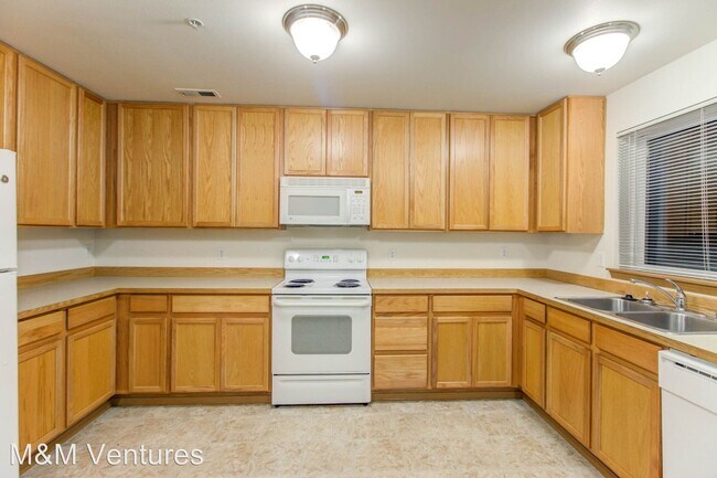 Foto del edificio - 215 23rd Ave SW