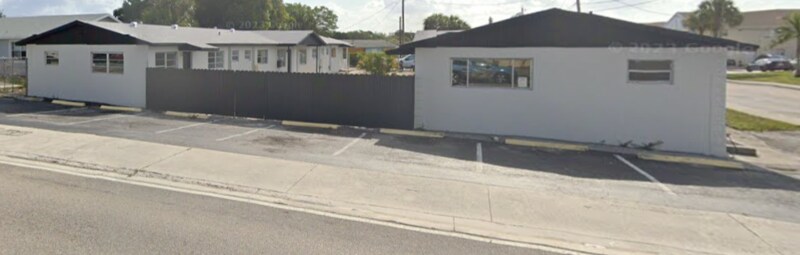 Primary Photo - 2300 Avenue S