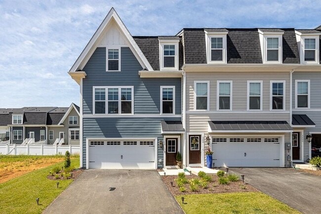 Photo - 3208 Marion Square House