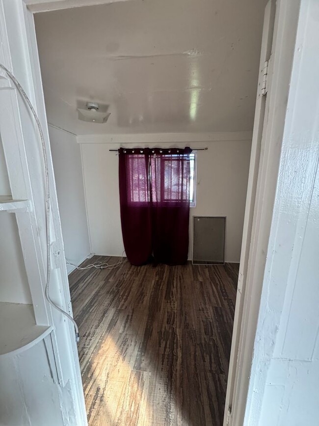 Building Photo - 3424 Winter St