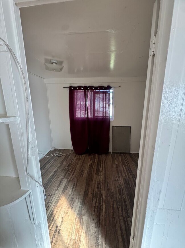 Foto del edificio - 3424 Winter St