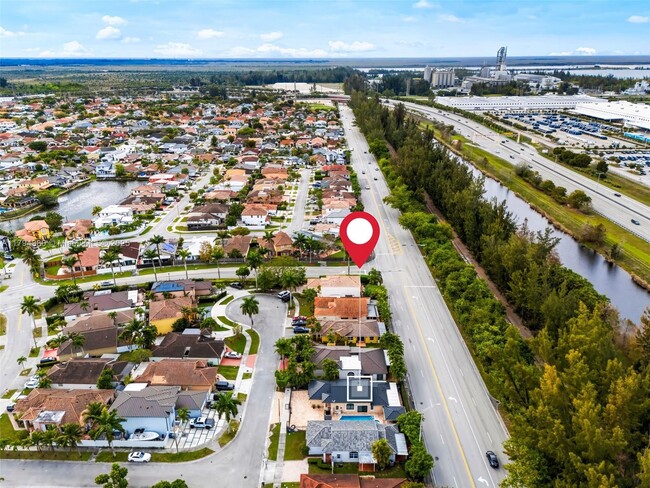Foto del edificio - 13111 NW 11th Terrace