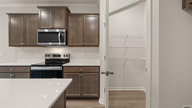 Building Photo - 94 Hughes Pl Dr