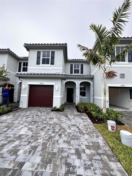 Photo - 11884 NW 47th Manor Townhome