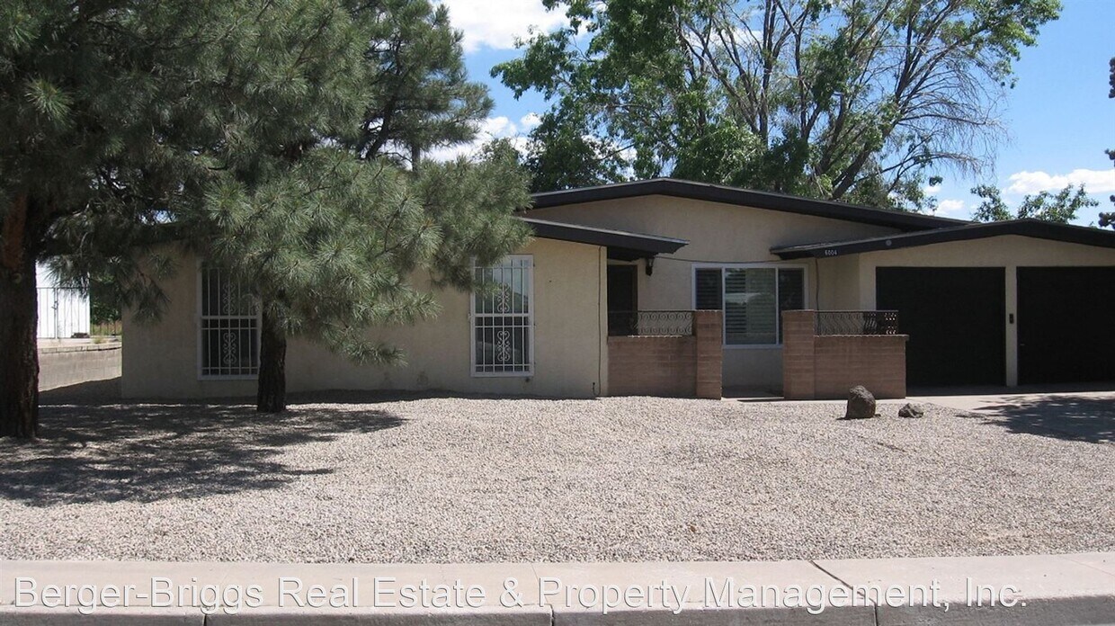 Primary Photo - 3 br, 1.5 bath House - 6004 Downey St NE