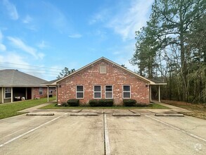 Building Photo - 8710 Mansion Creek Cir