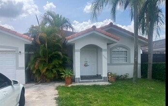 Building Photo - 17001 SW 146th Ct