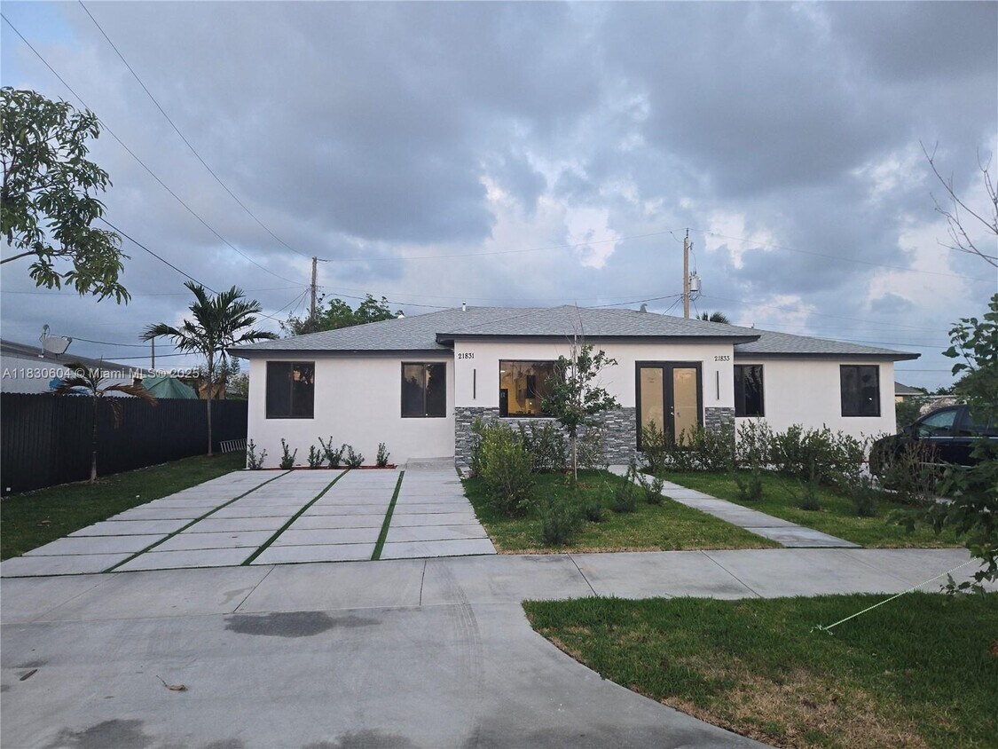 Primary Photo - 21831 SW 109th Ct