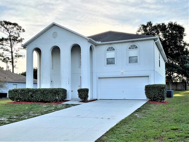 Building Photo - 1754 McFarlane Ave