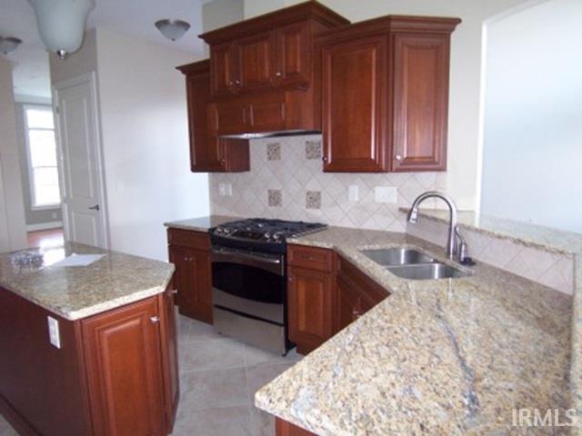Building Photo - 308 Zinnia St