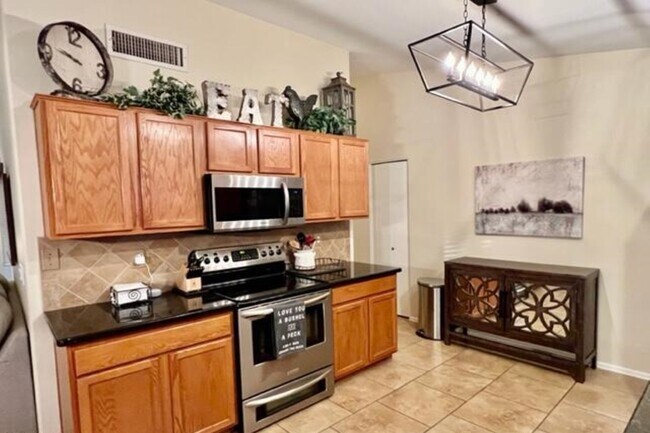 Foto del edificio - 21624 N 46th Pl