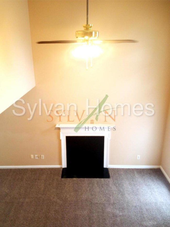 Foto del edificio - 6817 Bent Creek Dr