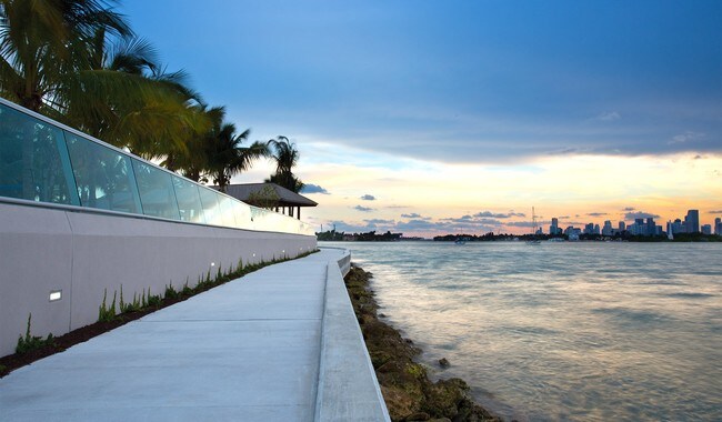 Flamingo Point North And South Towers Apartments Miami Beach Fl Take A Stroll Along The Baywalk On Biscayne Bay Flamingo Point North And South Towers