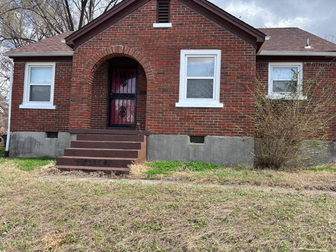 Photo - 1800 McMillan St (Memphis, TN)