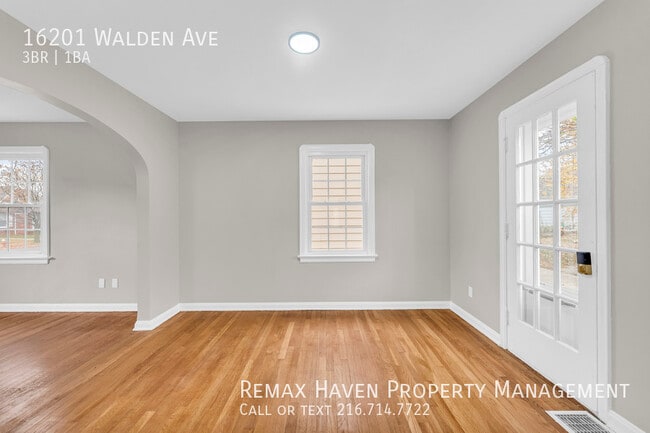 Building Photo - 16201 Walden Ave