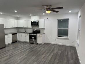 Building Photo - 9403 Madera Rd