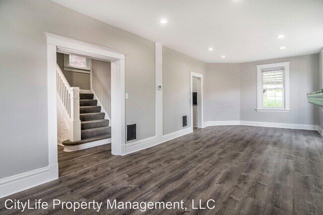 Foto del edificio - 4 br, 1 bath House - 1114 Bellaire Avenue