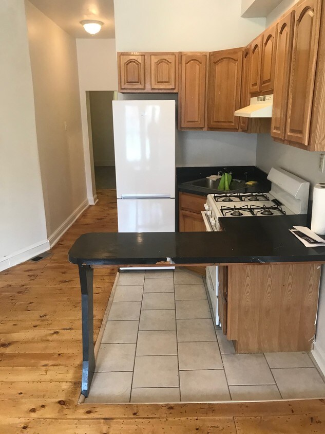 Foto principal - 1717 W Erie Ave