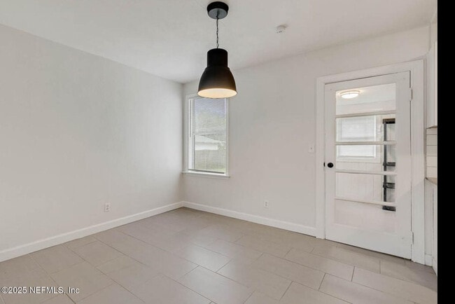 Foto del edificio - 5319 Attleboro St