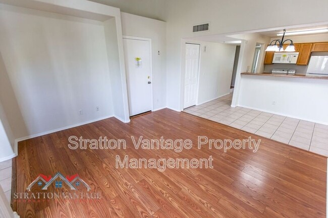 Building Photo - 3716 E University Dr