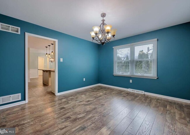 Building Photo - 4160 Exton Ln