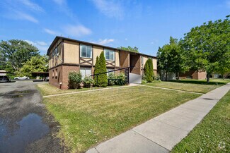 Building Photo - 221 N Pingree Ave
