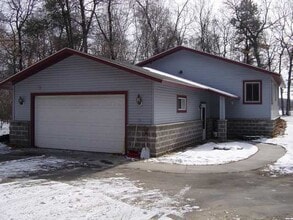 Building Photo - 18604 Oak Knot Cir