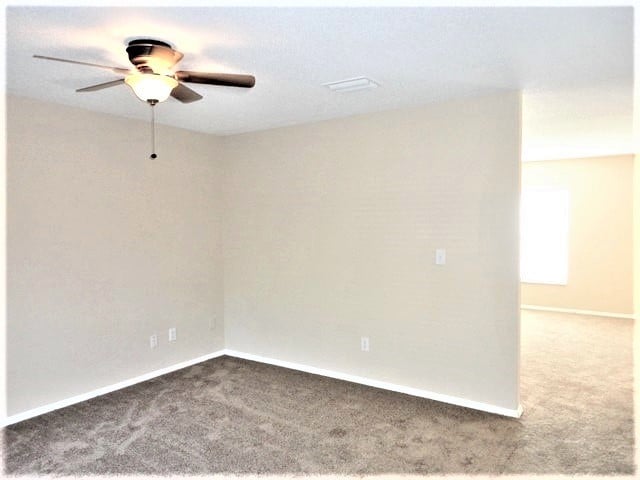 Foto del edificio - 2050 Harcourt Pl