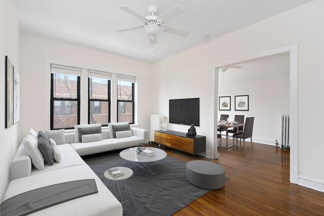 1-BR/1BA Living & Dining - 634 W. Cornelia