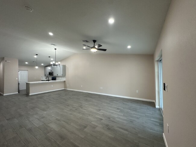 Building Photo - "Spacious 3-Bed, 2-Bath Duplex Retreat on ...