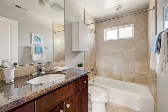 Foto del edificio - 865 Carlisle Way